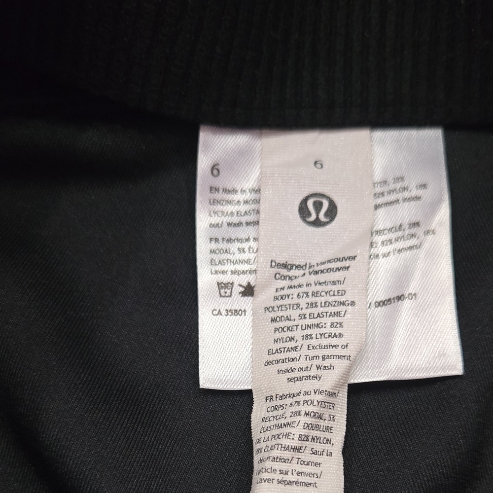 Lululemon Ribbed Softstreme Zip-Leg High-Rise Cropped Pants 25" - Picture 4 of 14